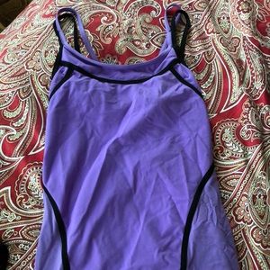 Lululemon top